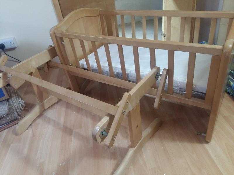 Baby Swinging Cribs