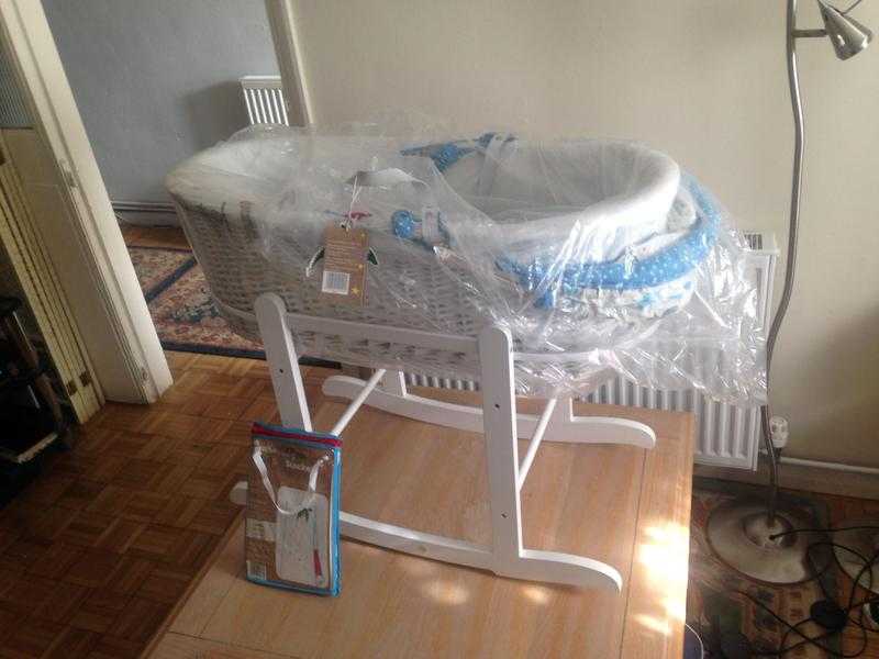 Baby wicker Moses basket