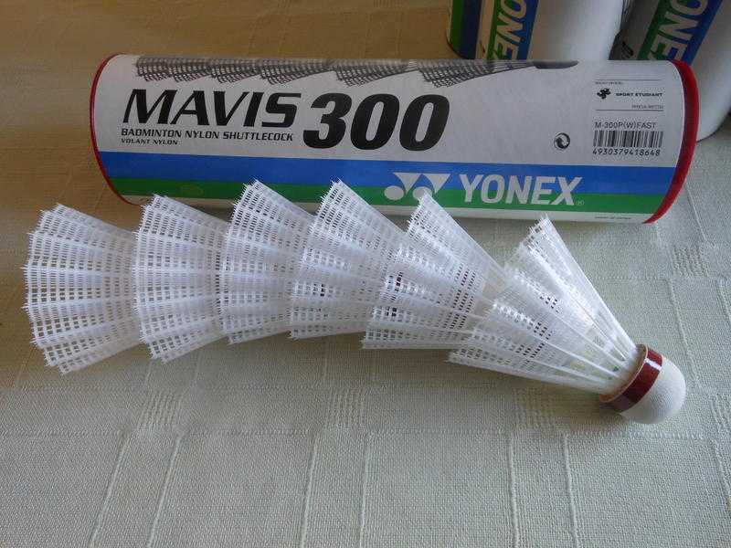 BADMINTON SHUTTLECOCKS