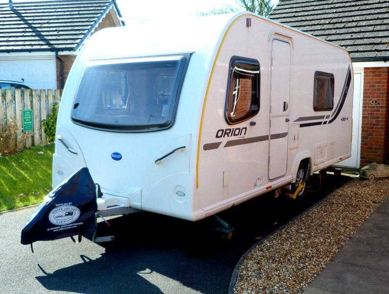 Bailey Orion 4304 With Motor Mover 4 Berth