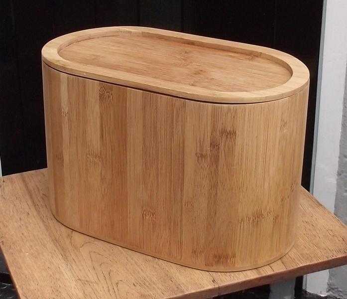 Bamboo bread bin