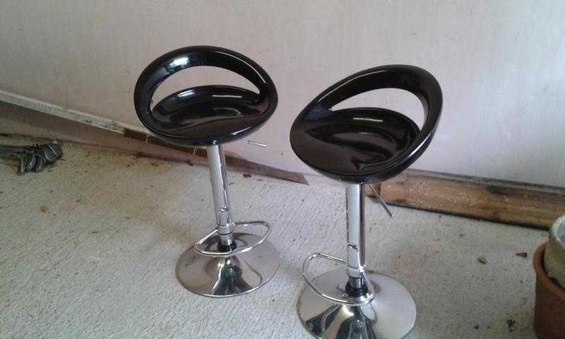 BAR STOOLS