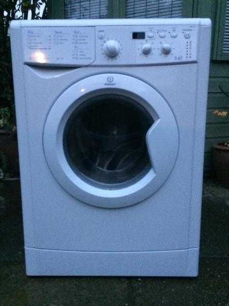 Bargain Nearly New Indesit Washer Dryer