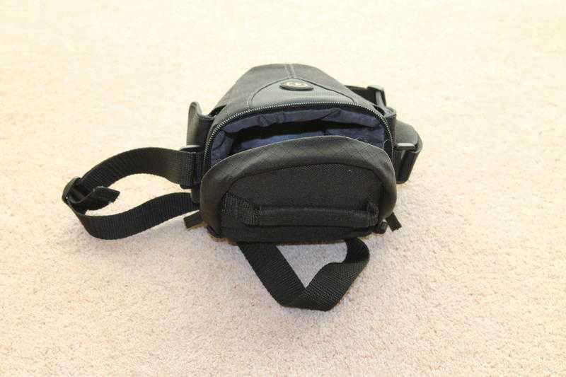 Bargain - Tamrac Aero lightweight camera bag