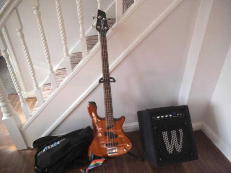 bass guitar plus amp