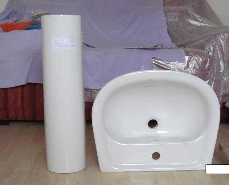 BATHROOM SINK AND PEDESTAL