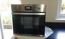 Baumatic built in stainless steel electric single oven VGC