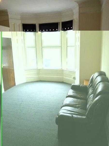 Beautiful 2 bedroom student flat on Perth Road, Dundee