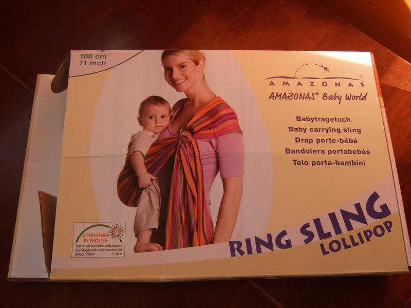 Beautiful baby carrying sling - very good contition, very comfortable and useful