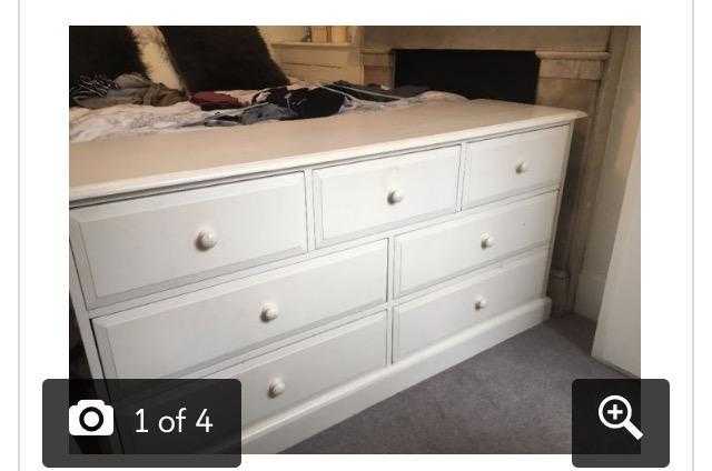 Beautiful chest of drawers