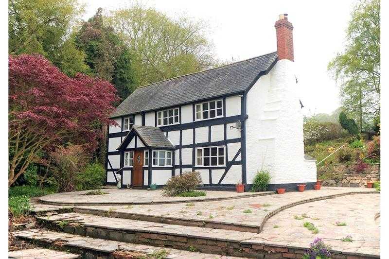 Beautiful detached house for sale