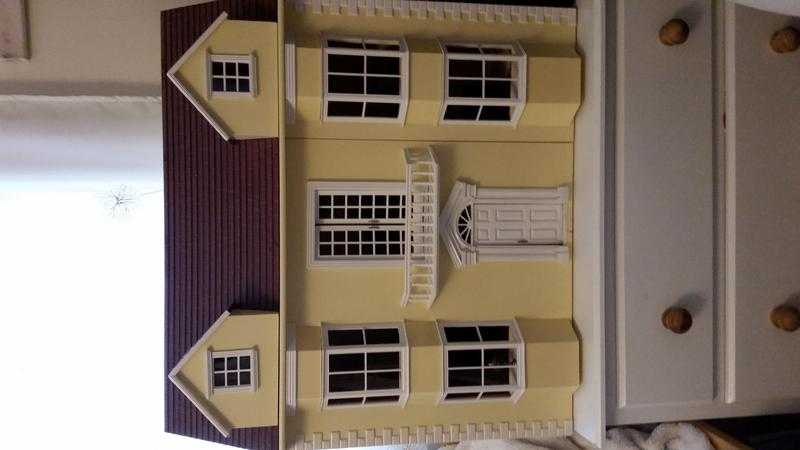 BEAUTIFUL DOLLS HOUSE WITH OVER 100 OF FURNITURE AND ACCESSORIES - WONDERFUL CHRISTMAS PRESENT