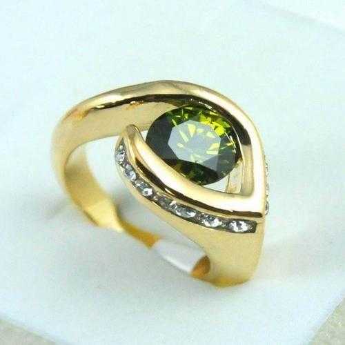 Beautiful fashion ring