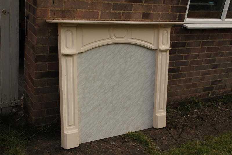 Beautiful fire surround good condition only 30 pounds