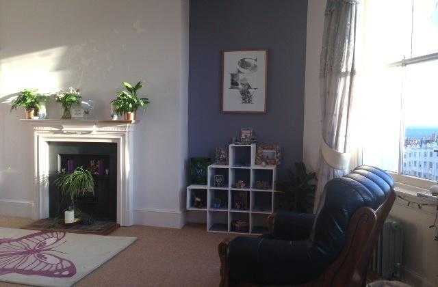 Beautiful One Bed Hove flat available 1st Jan to 3rd March. bills included. close to sea