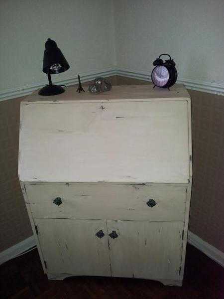 Beautiful Shabby Chic Bureau (Hertfordshire)