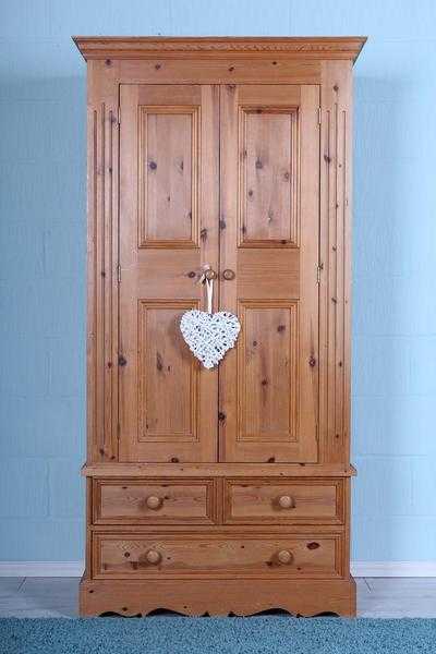 BEAUTIFUL SOLID PINE WAXED WARDROBE WITH SHELF amp DRAWERS - CAN COURIER