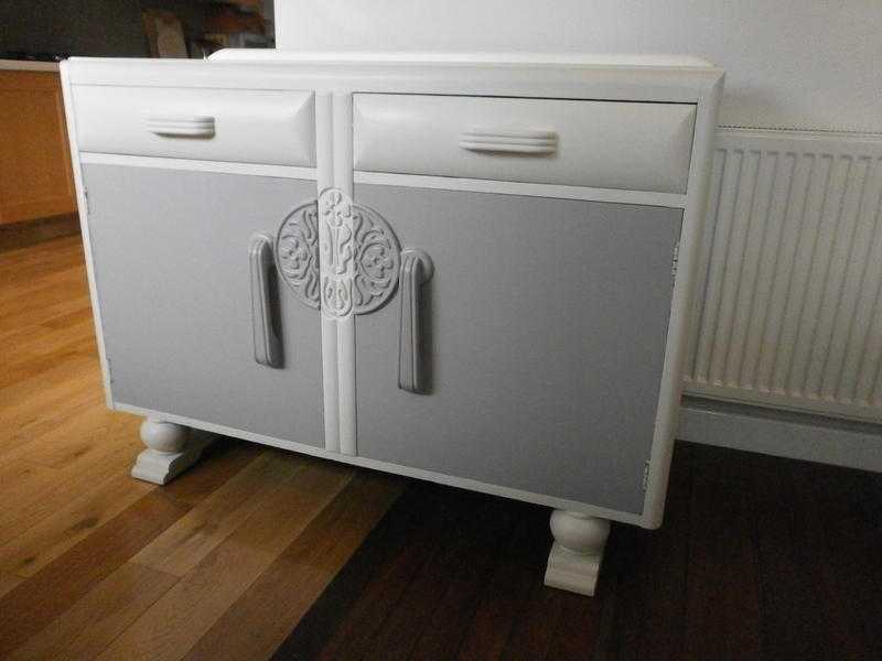 Beautiful vintage art deco sideboard, excellent condition