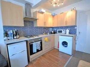 Beautifully bright one bedroom flat purpose-built flat situated within a short walk of Eastbourne