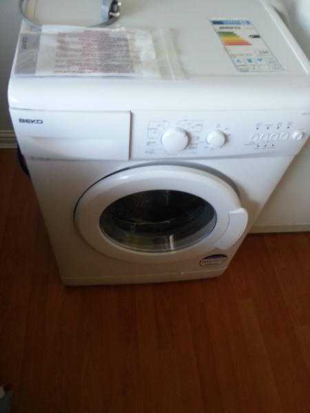 BECO  WASHING MACHINE  IN MINT CONDITION cost new 200