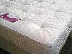 bed base cream colour