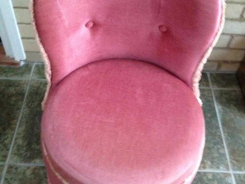 bedroom chair