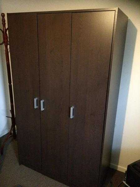 Bedroom Wardrobe ,Chest Drawers ,Bedside table,Wall Mirror