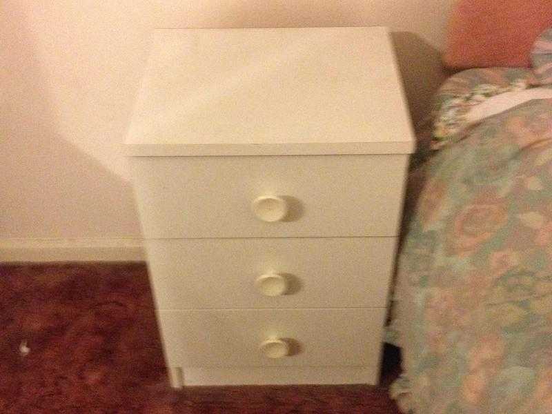 Bedside cabinet