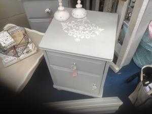 Bedside cabinets ( 2 )