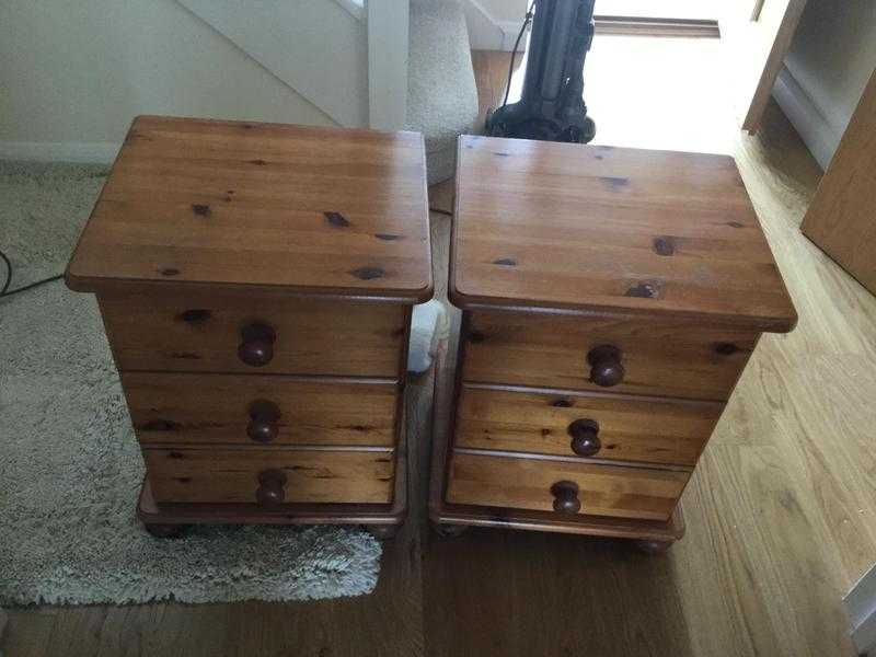 Bedside Cabinets