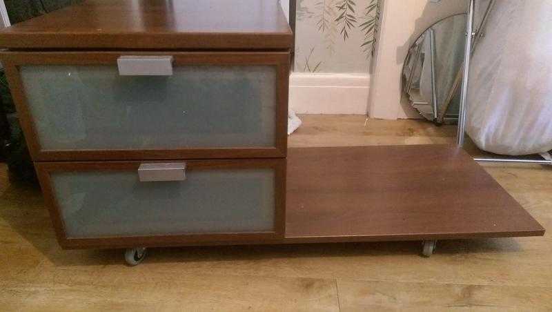 Bedside table with 2 drawers