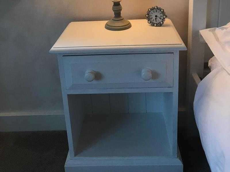 Bedside Tables Matching Solid Wood Painted White