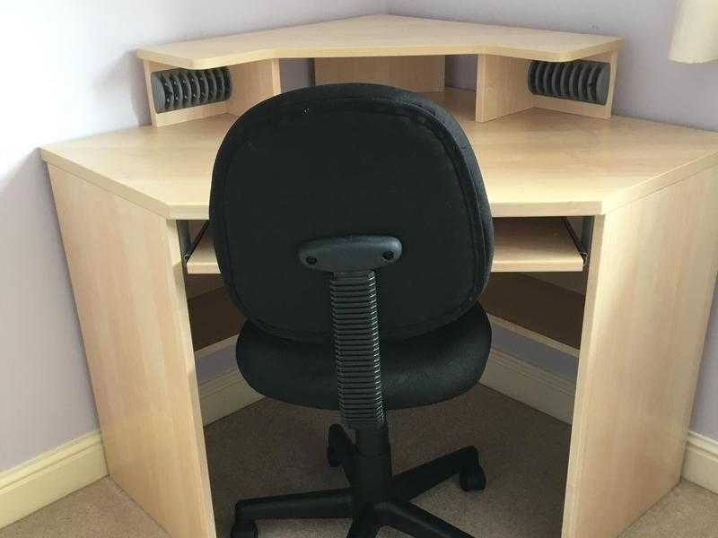 Beech chest of drawers with matching desk and chair