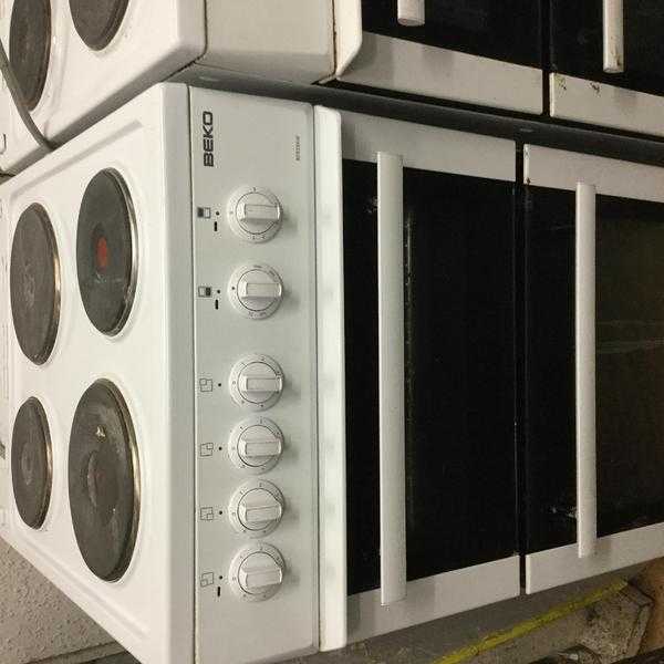 Beko 50cm eletric cooker in mint condition not condition with a three months warranty