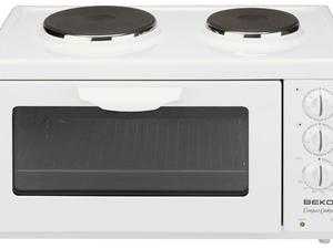 BEKO GAS cooker, white, 600mm wide, used for 6mths