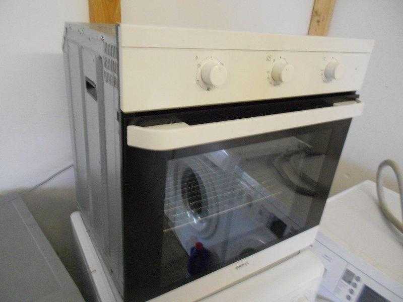 beko single Built In Electric Oven in good working order .with free local delivery