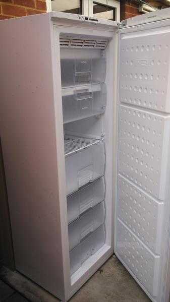 Beko TZDA629FW -freestanding upright  freezer