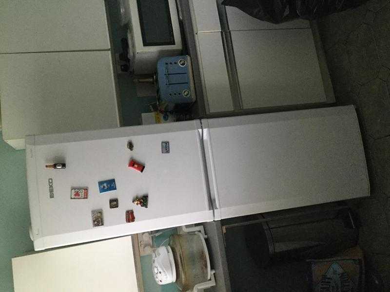 Beto fridge Freezer