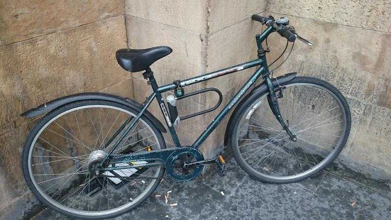 Bicycle only 130 with lock, mudguard all thrown in