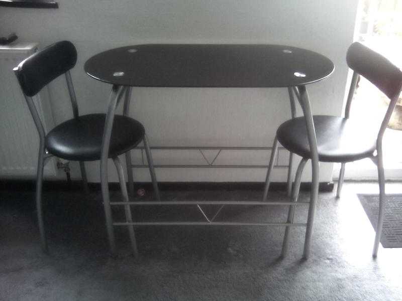 Bistro style 2 seat dining set