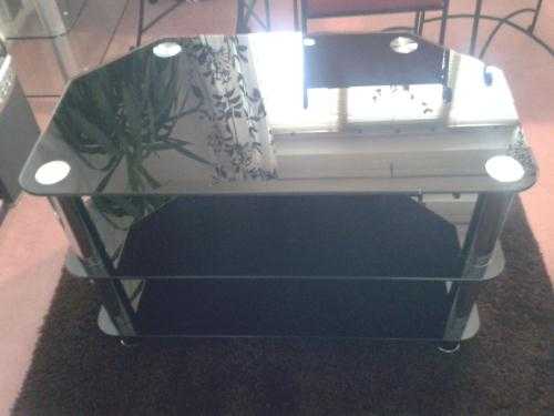 BLACK 3 TIER TV STAND