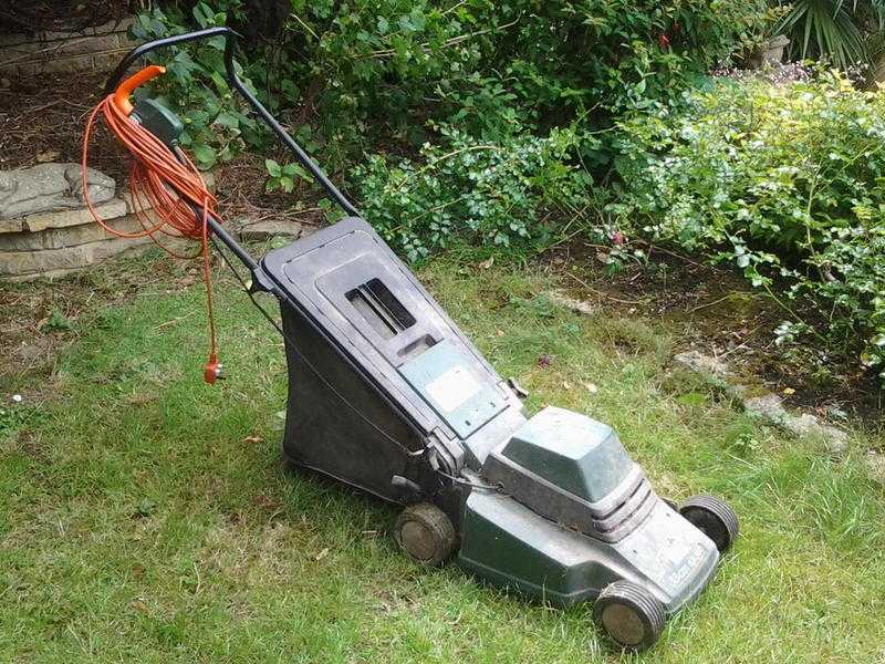 Black amp Decker Electric Rotor Lawn Mower