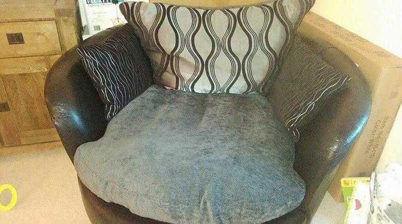 Black amp Grey swivel chair