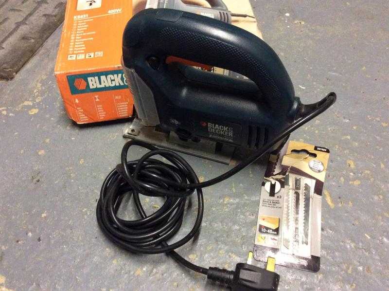 BLACK AND DECKER JIGSAW 400 WATT