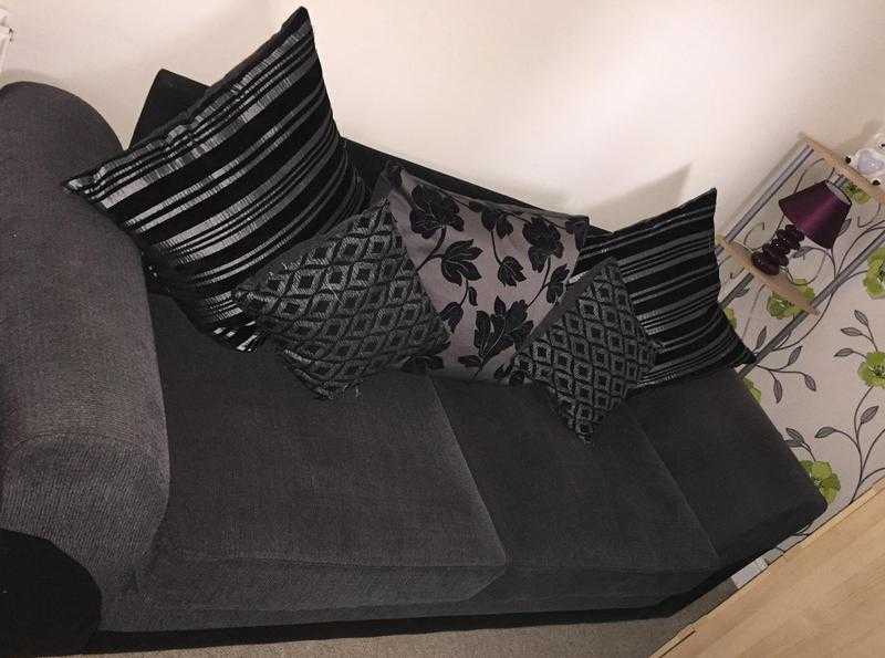 Black and grey 3 seater amp 2 seater sofa