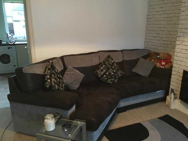 Black and grey scs sofa