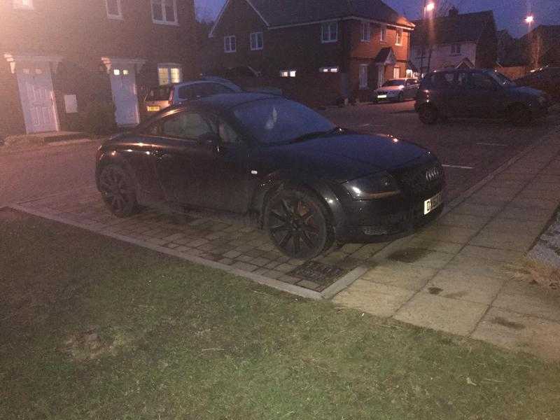 Black Audi TT Quattro 2002