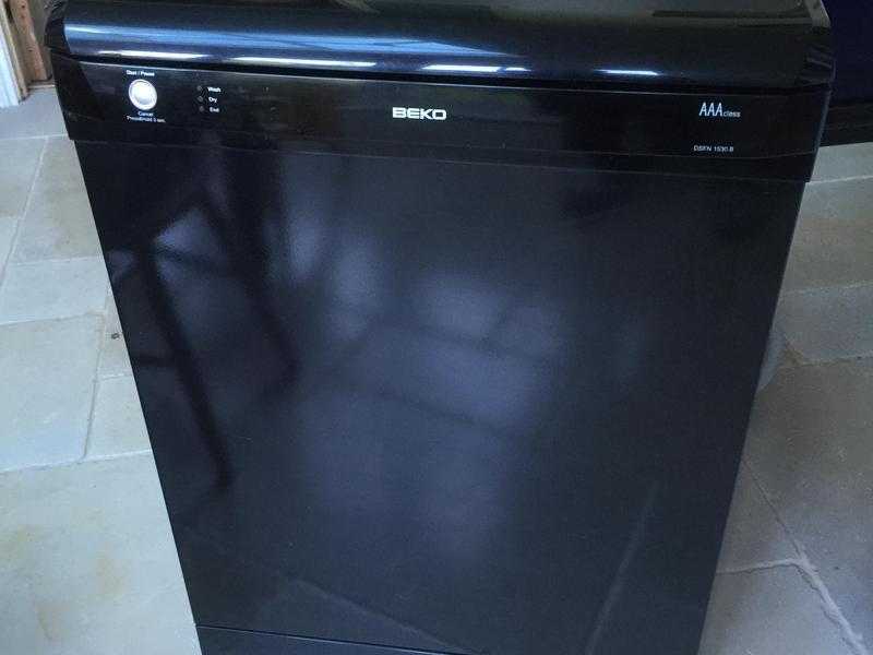 Black Beko Freestanding Dishwasher