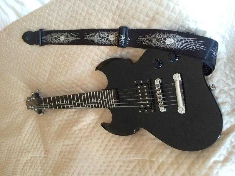 Black Cobra Greg Bennett design 34 electric guitar