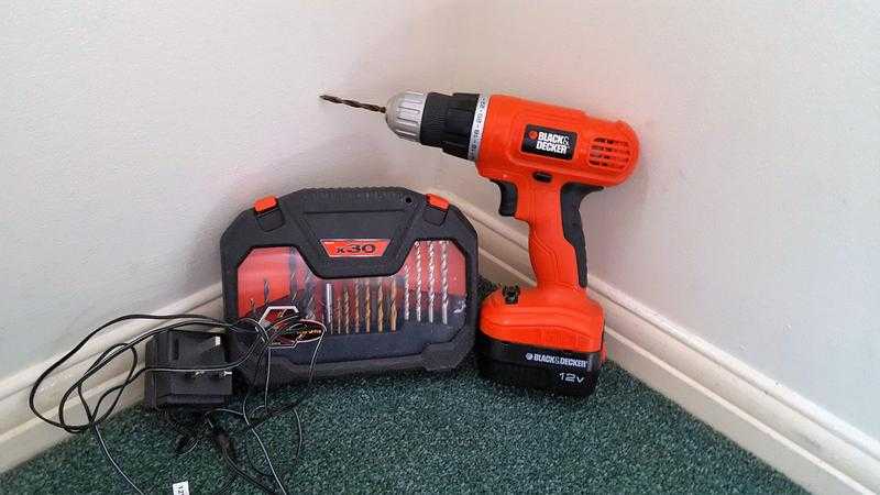 black  decker drill 12v  30 peace set